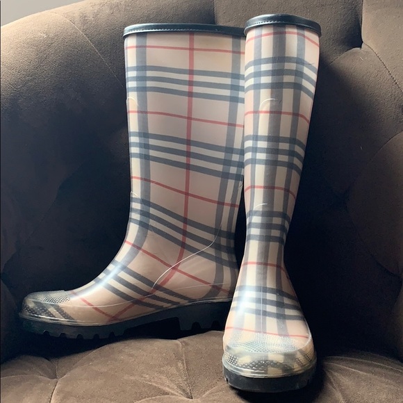 Burberry Rainboots-38 - Picture 1 of 7